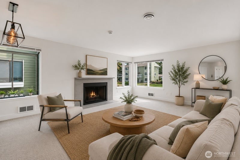 22240 24th Avenue S E38