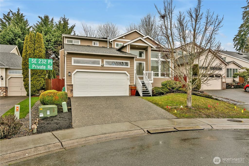 Photo of 23207 118th Place SE, Kent, WA 98031 (MLS # 2333745)