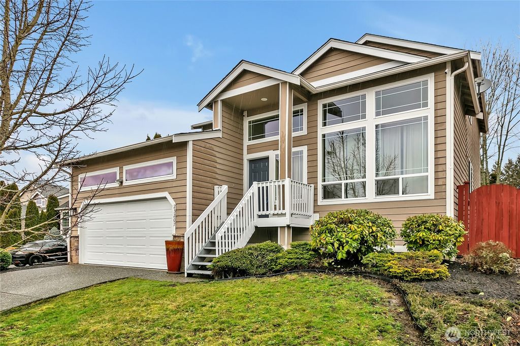 Photo of 23207 118th Place SE, Kent, WA 98031 (MLS # 2333745)