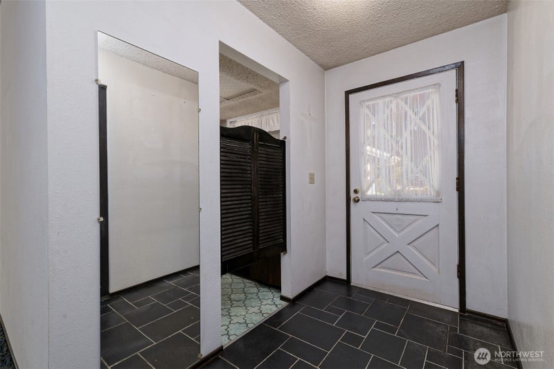 2471 SE Binns Swiger Loop Road