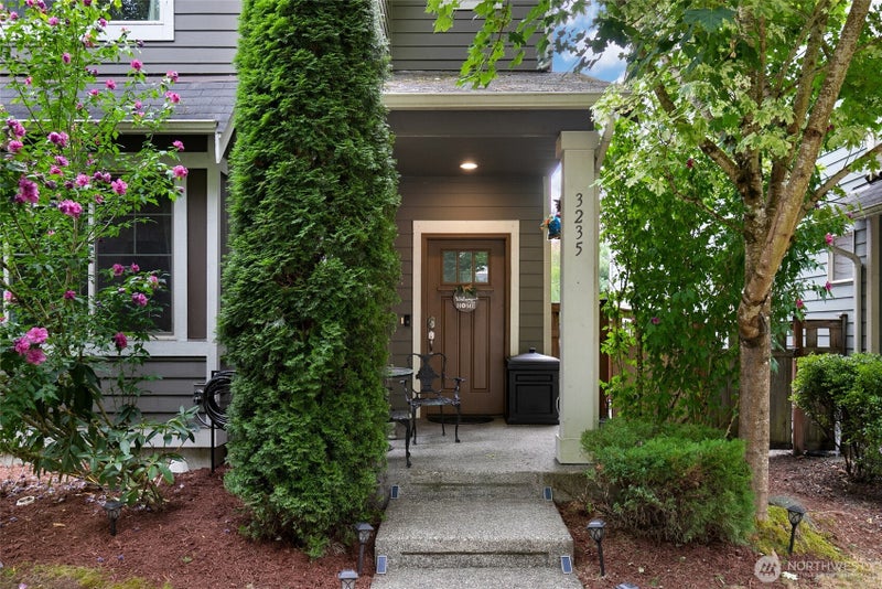 3235 15th Way SE
