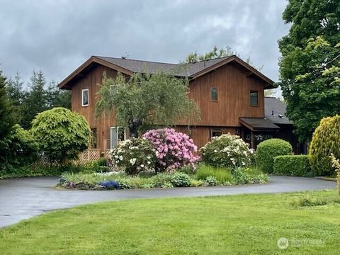 1090 Middle Fork Road Onalaska WA 98570