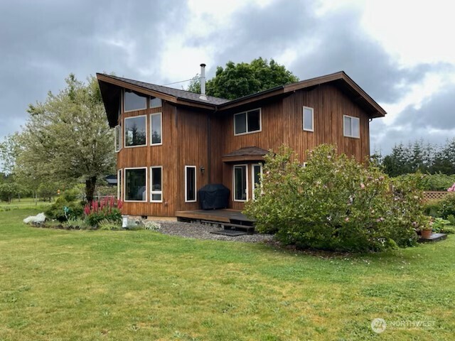 1090 Middle Fork Road