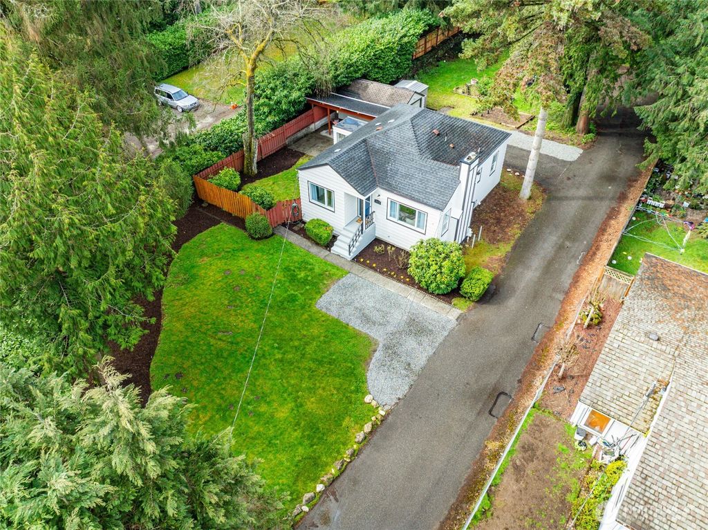 Photo of 13015 Des Moines Memorial Drive S, Burien, WA 98168 (MLS # 2485164)