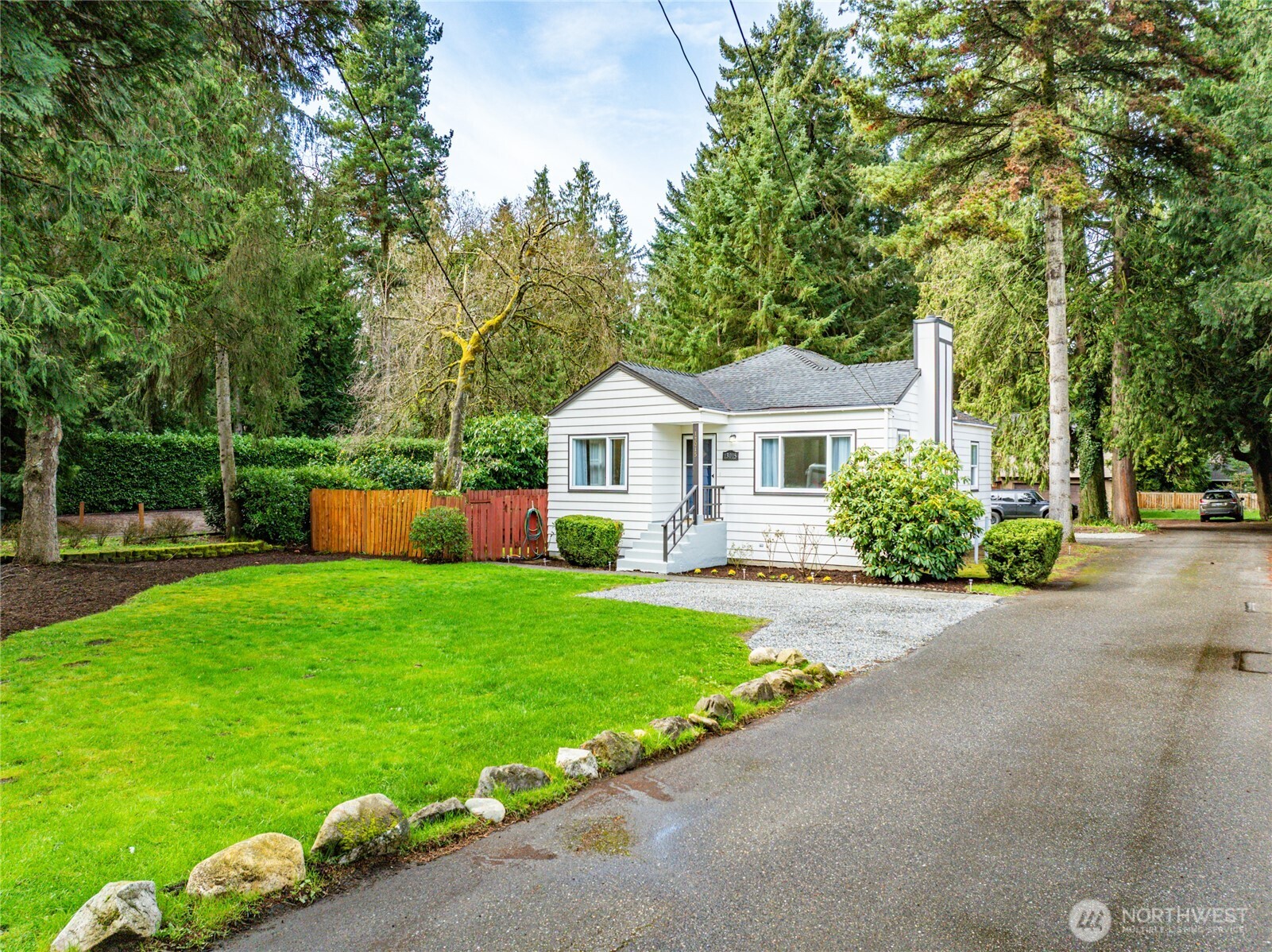 13015 Des Moines Memorial Drive S