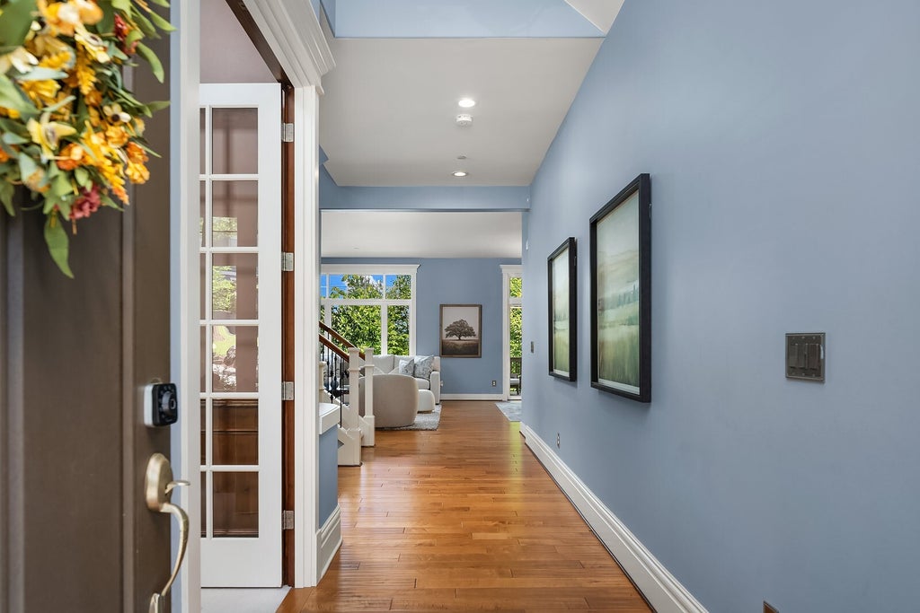 Photo of 2534 NW Stoney Creek Drive, Issaquah, WA 98027 (MLS # 2595292)