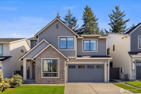 Photo of 19248 139th Place SE, Renton, WA 98058 (MLS # 2445035)