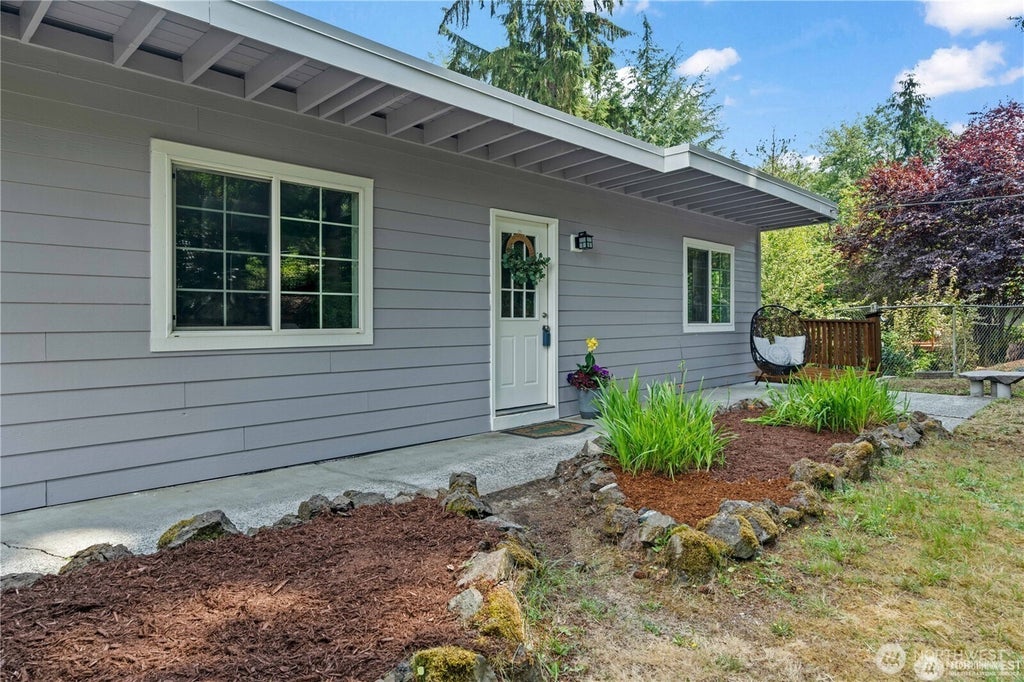 Photo of 2749 Parkway Drive W, University Place, WA 98466 (MLS # 2539122)