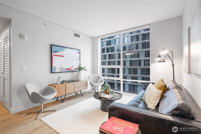 121 Stewart Street 503