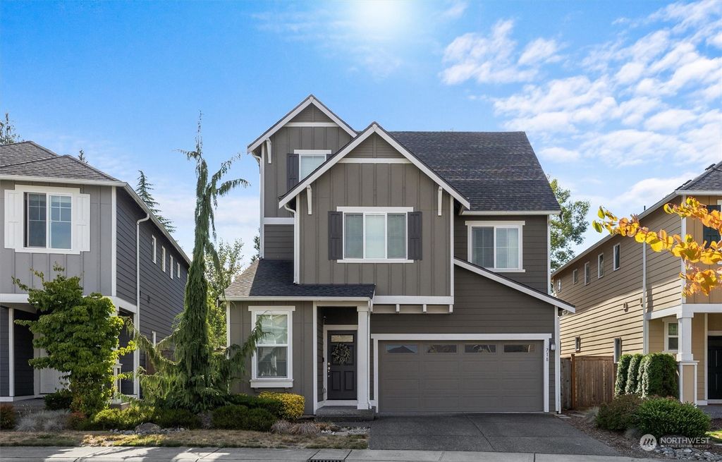 Photo of 718 207th Street SW #16, Lynnwood, WA 98036 (MLS # 2151920)