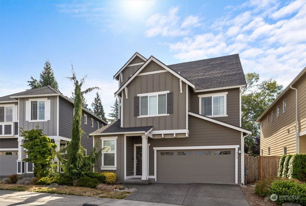 Photo of 718 207th Street SW #16, Lynnwood, WA 98036 (MLS # 2151920)