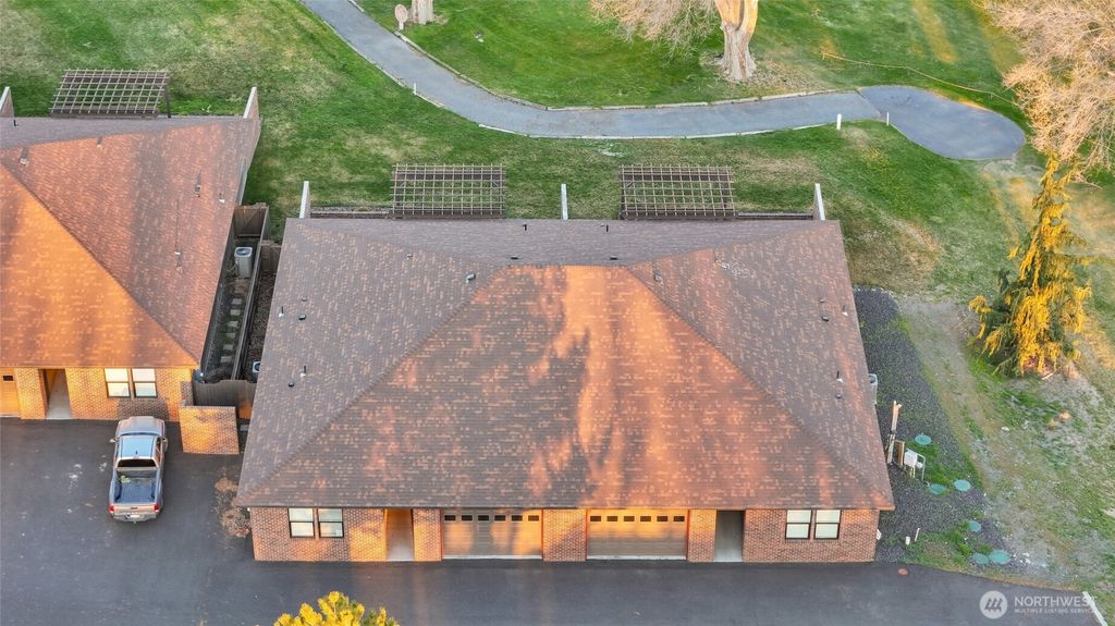 Photo of 1213 NE Nanto Road #A&amp;B, Moses Lake, WA 98837 (MLS # 2501156)