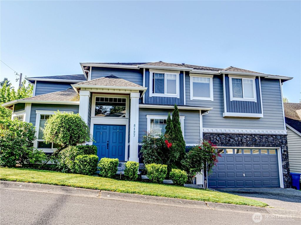 Photo of 8127 NE 189th Place, Kenmore, WA 98028 (MLS # 2365040)