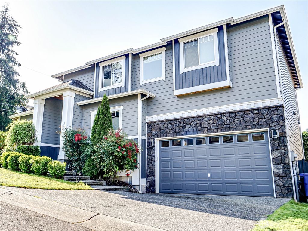 Photo of 8127 NE 189th Place, Kenmore, WA 98028 (MLS # 2365040)