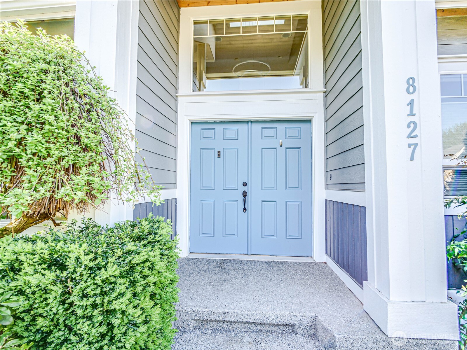 8127 NE 189th Place