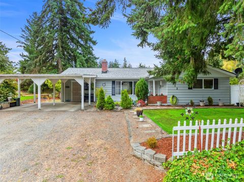 Photo of 5212 138th Street E, Tacoma, WA 98446 (MLS # 2422634)