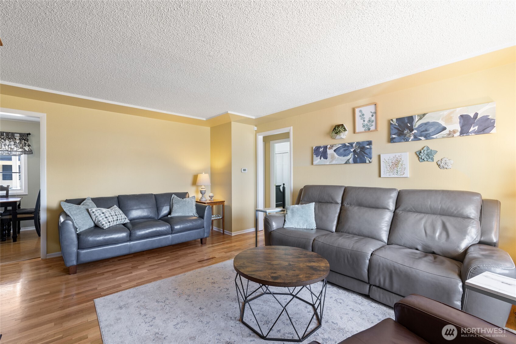 1014 E 54th Street