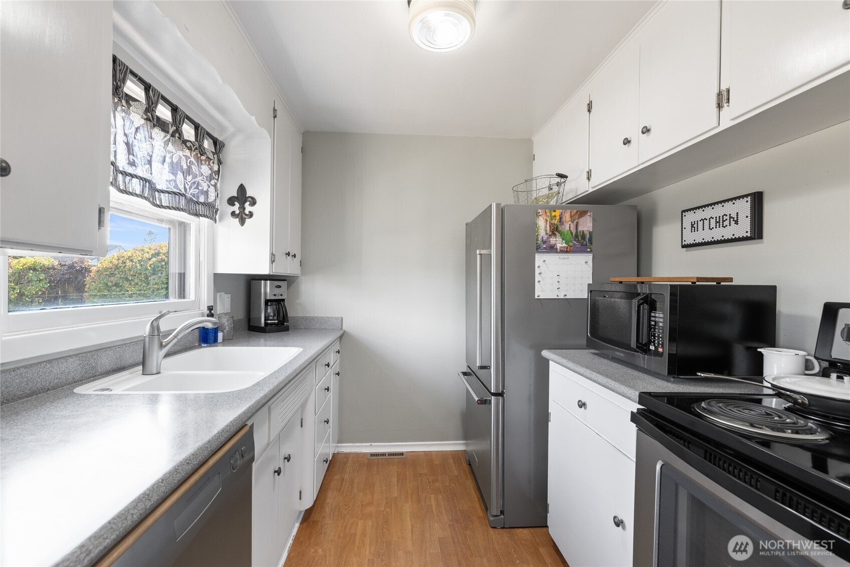 1014 E 54th Street