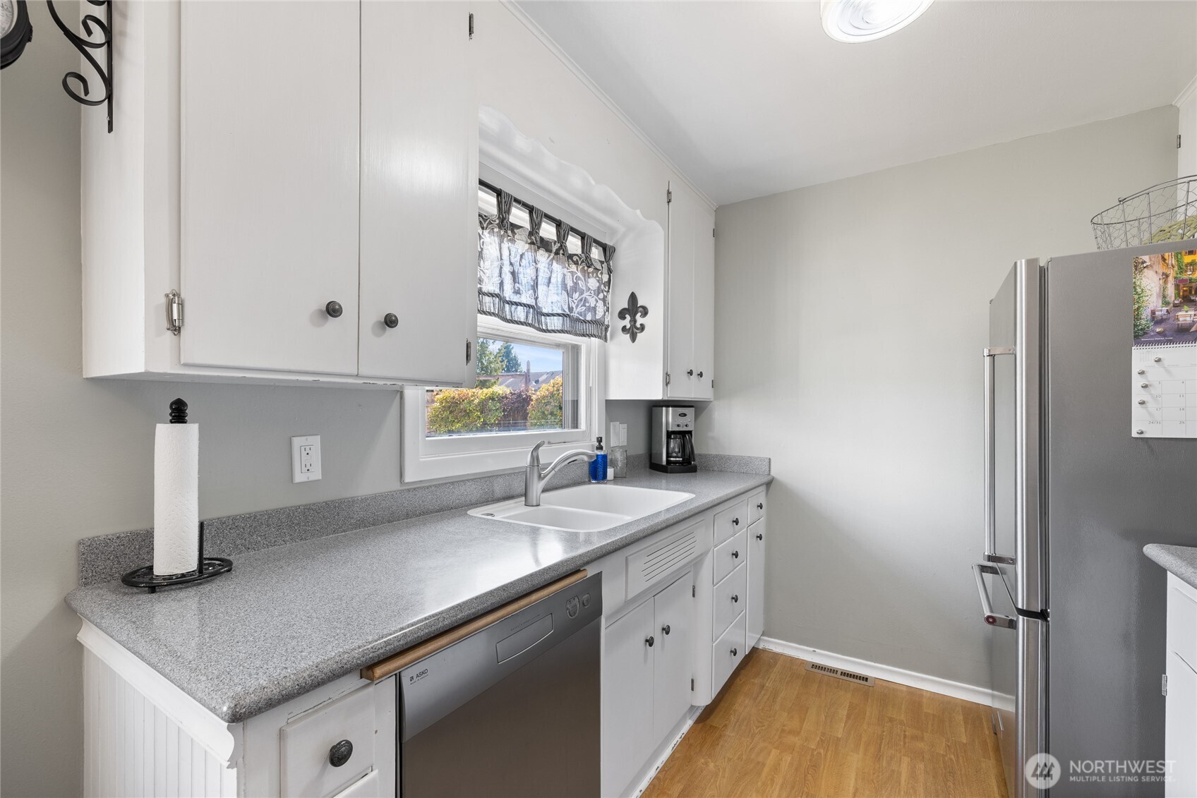 1014 E 54th Street