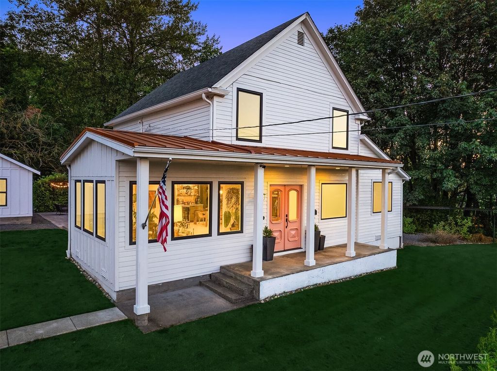 Photo of 6514 E Lowell Larimer Road, Snohomish, WA 98296 (MLS # 2489694)
