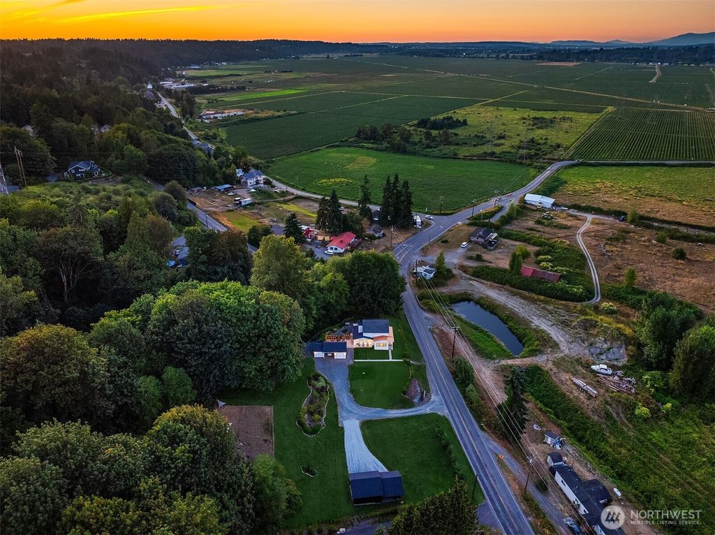 Photo of 6514 E Lowell Larimer Road, Snohomish, WA 98296 (MLS # 2489694)