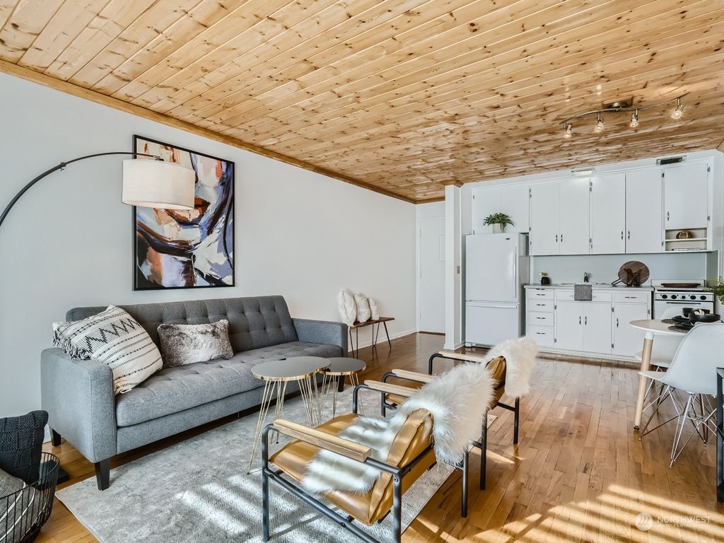 Photo of 515 W Olympic Place #2, Seattle, WA 98119 (MLS # 2174572)