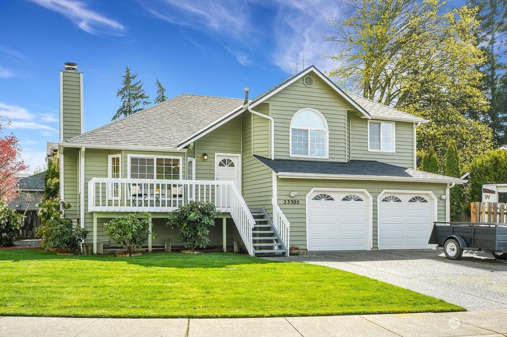 Photo of 23305 82nd Place W, Edmonds, WA 98026 (MLS # 2215887)