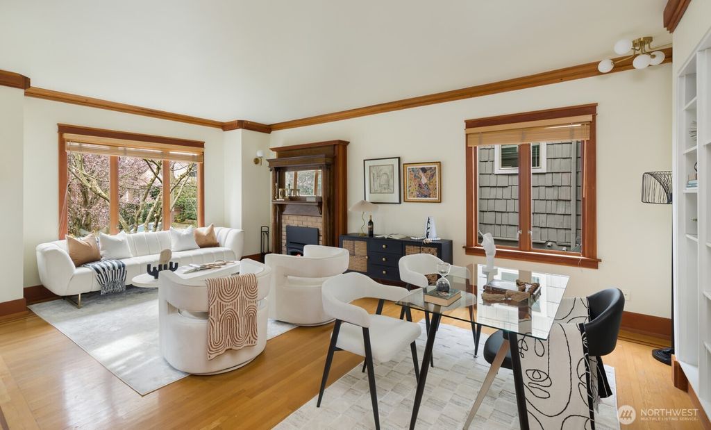 Photo of 744 Broadway E, Seattle, WA 98102 (MLS # 2353510)