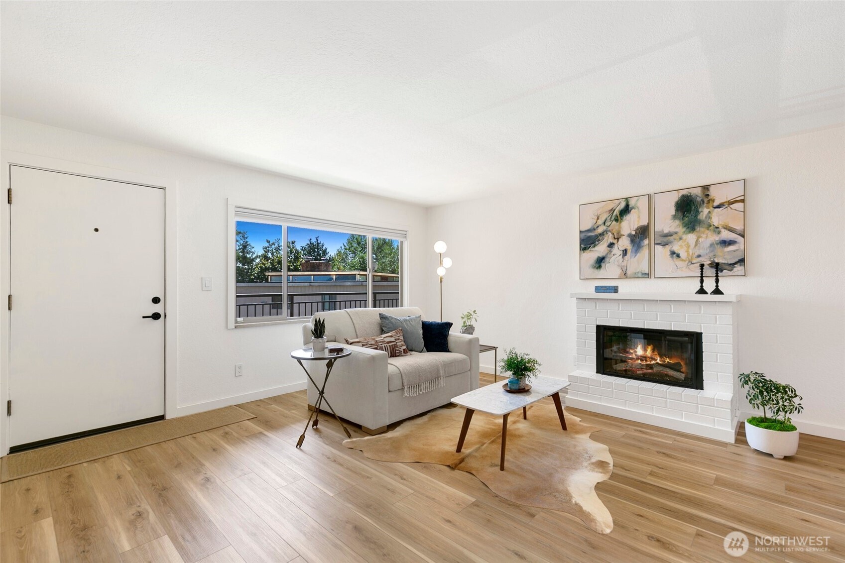 3820 NE 155th Place 902