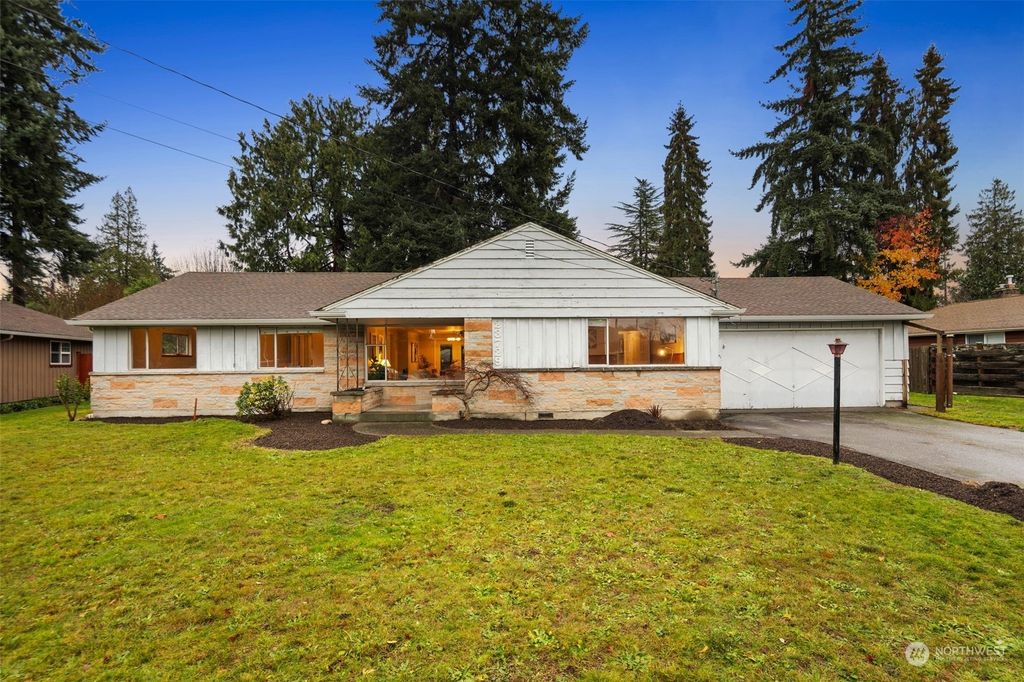 Photo of 23729 111th Place W, Woodway, WA 98020 (MLS # 2186973)