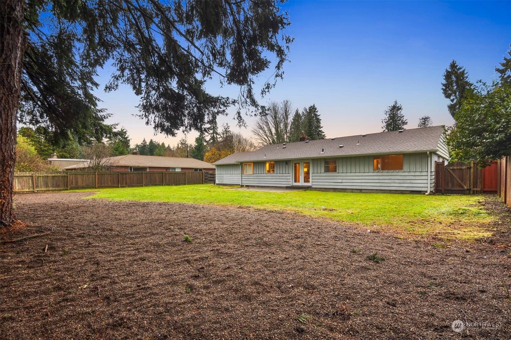 Photo of 23729 111th Place W, Woodway, WA 98020 (MLS # 2186973)