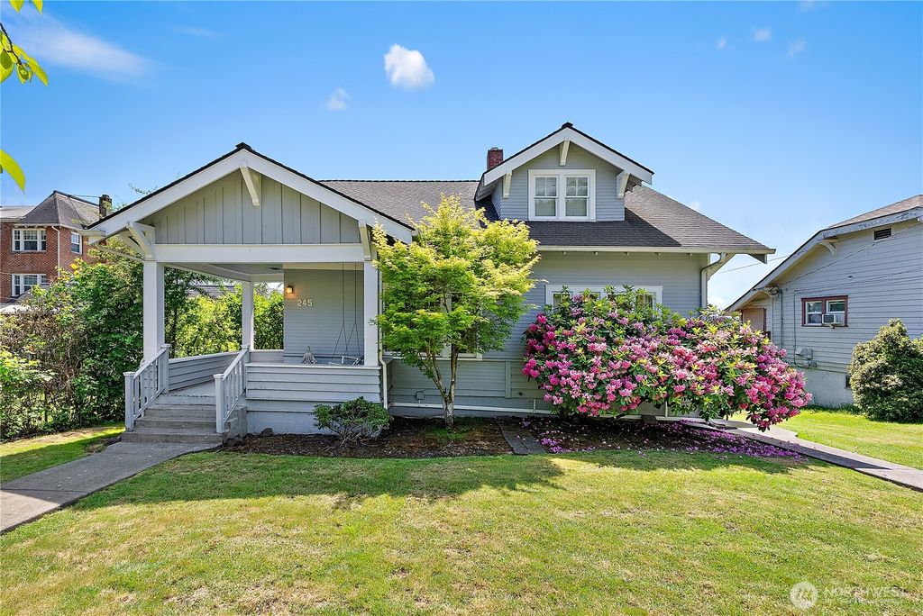 Photo of 245 SE Washington Avenue, Chehalis, WA 98532 (MLS # 2523105)