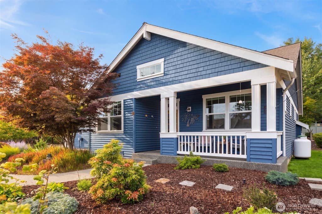 Photo of 211 N Stromberg Avenue, Port Townsend, WA 98368 (MLS # 2568190)