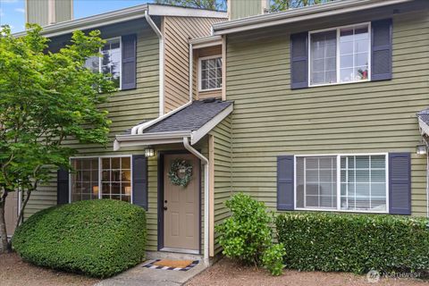 Photo of 412 Center Road #F3, Everett, WA 98204 (MLS # 2508250)