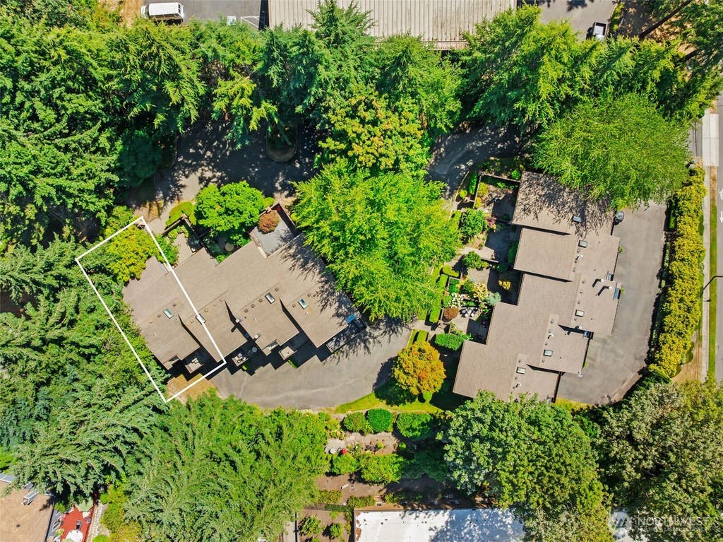 Photo of 6522 108th Avenue NE, Kirkland, WA 98033 (MLS # 2565077)