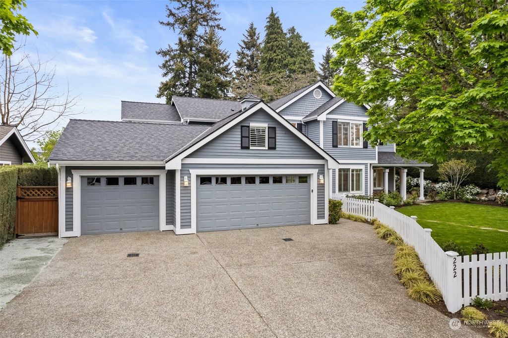 Photo of 222 15th Avenue, Kirkland, WA 98033 (MLS # 2225510)