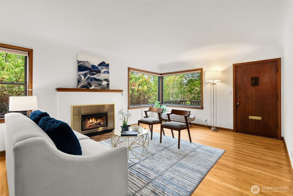 Photo of 731 19th Avenue, Seattle, WA 98122 (MLS # 2576723)