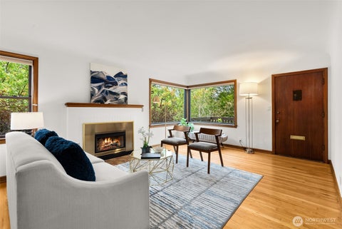 Photo of 731 19th Avenue, Seattle, WA 98122 (MLS # 2576723)