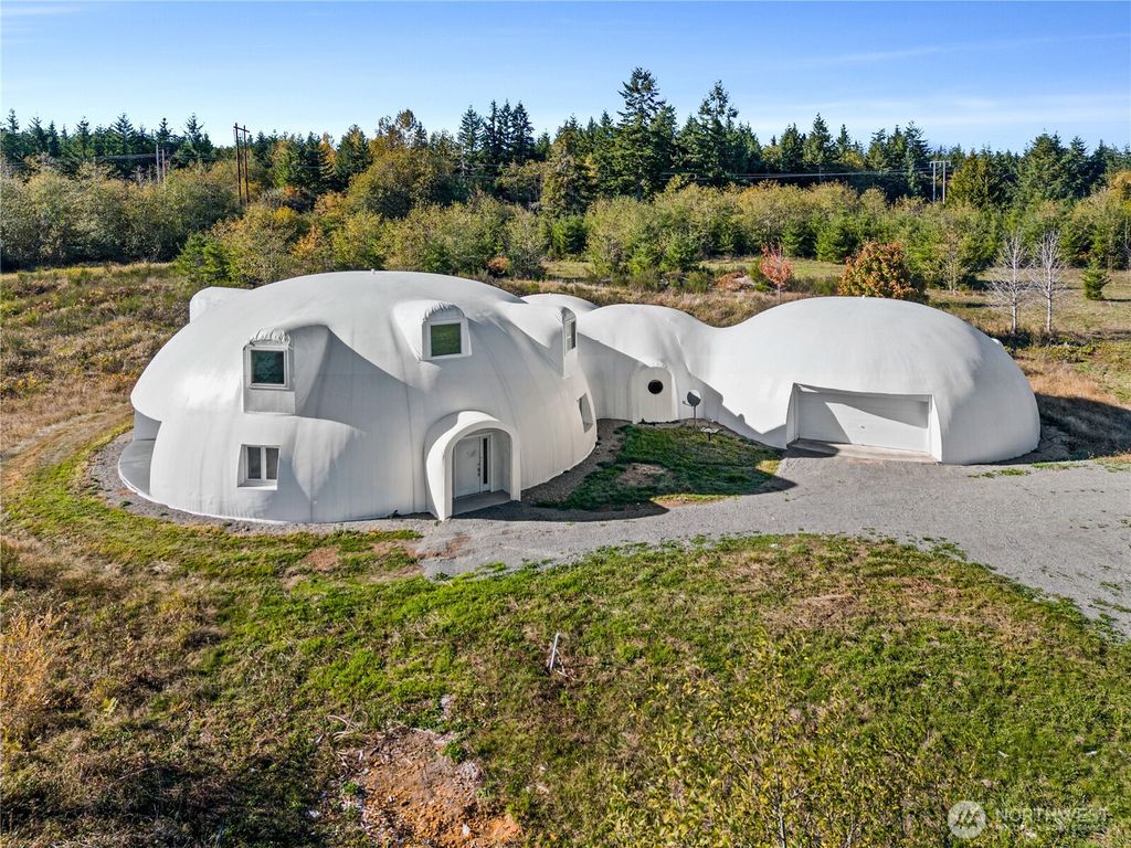 Photo of 15115 Labrador Lane SW, Rochester, WA 98579 (MLS # 2460709)