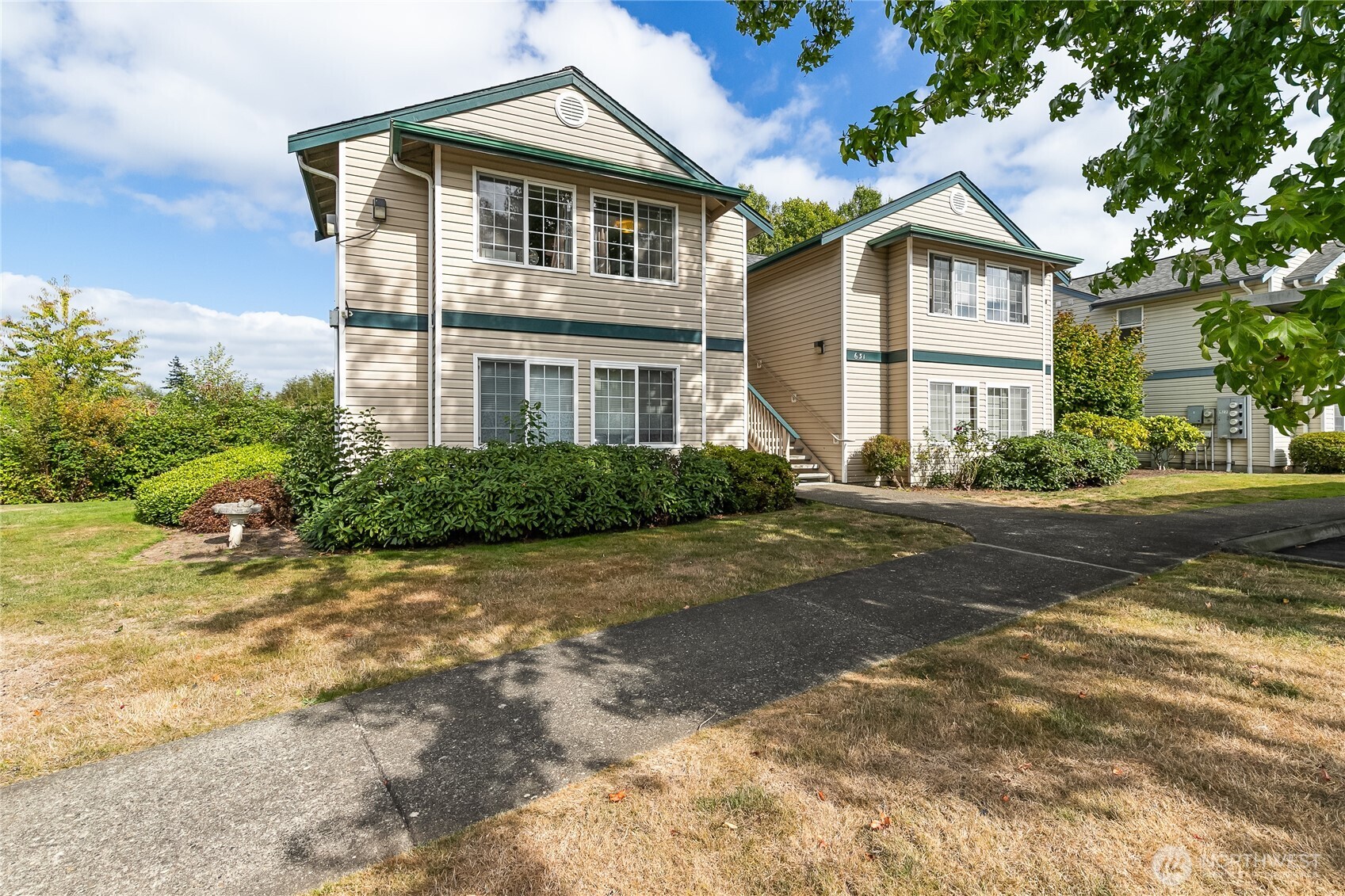 631 W Horton Way 120