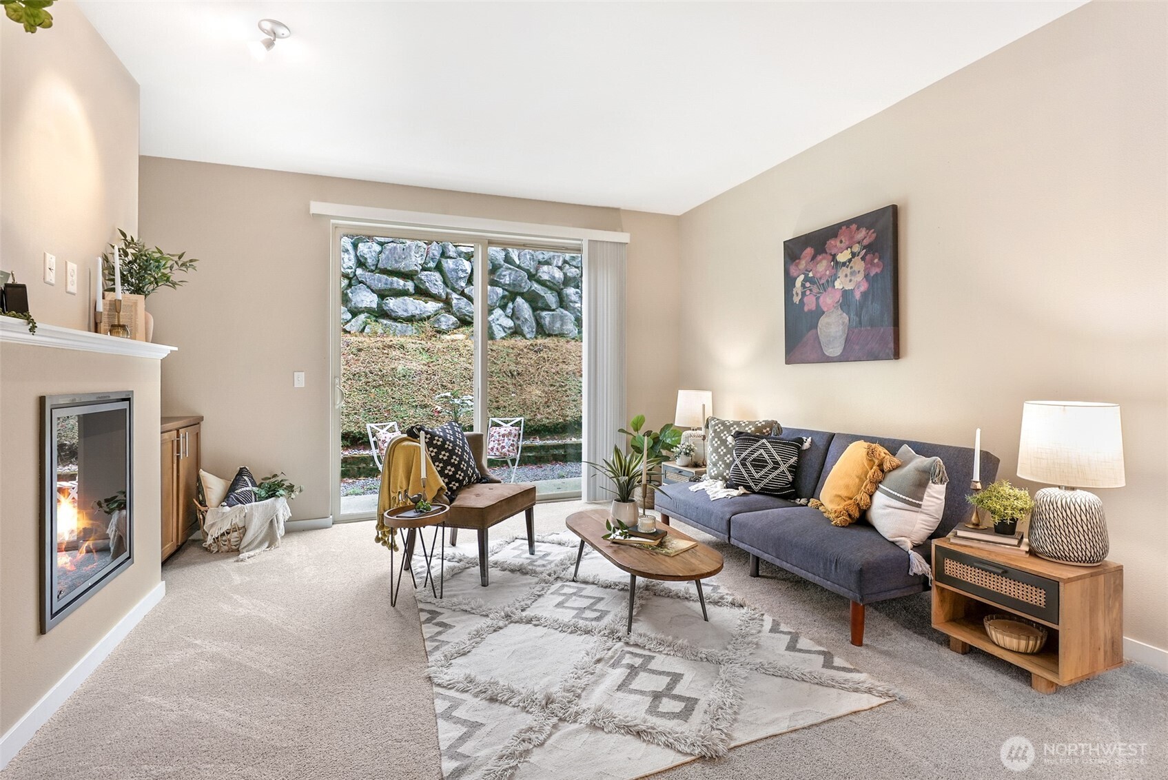 1900 Weaver Road E102