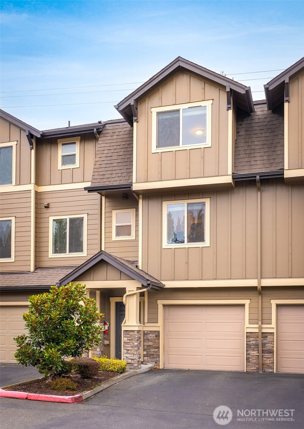 1900 Weaver Road E102