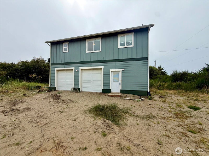 33 4th Avenue