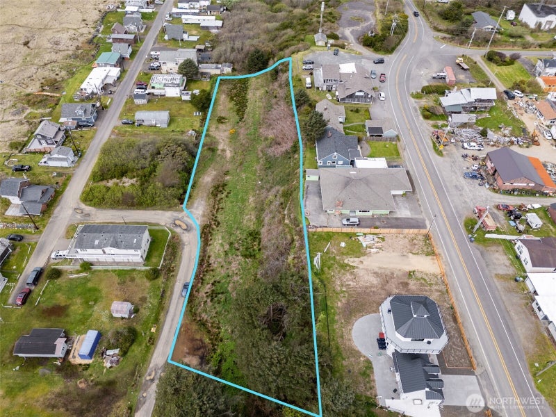 4776 Beach Lane