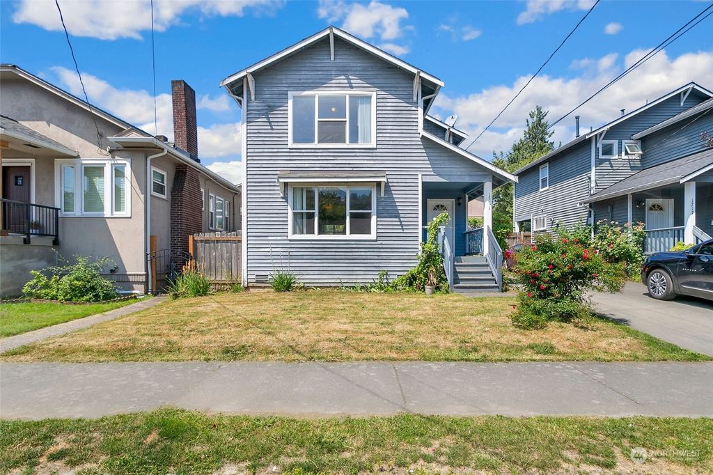 Photo of 1721 26th Avenue S, Seattle, WA 98144 (MLS # 2132048)