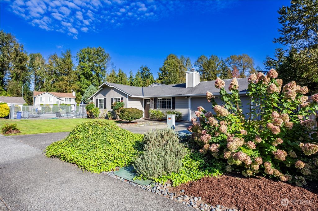 Photo of 1826 225th Street SE, Bothell, WA 98021 (MLS # 2295618)