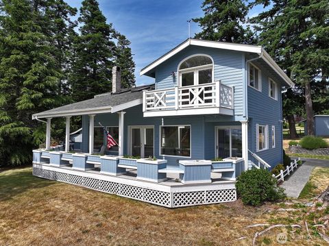 971 Ridge Drive Freeland WA 98249