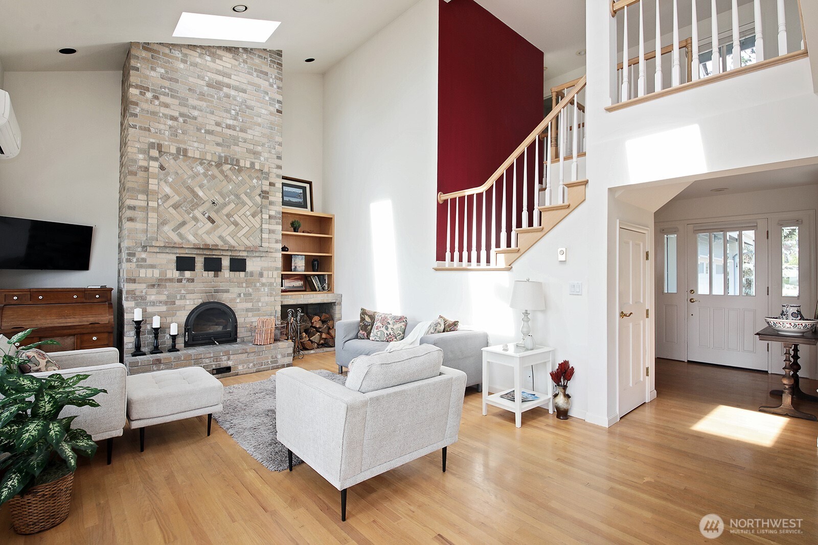 971 Ridge Drive