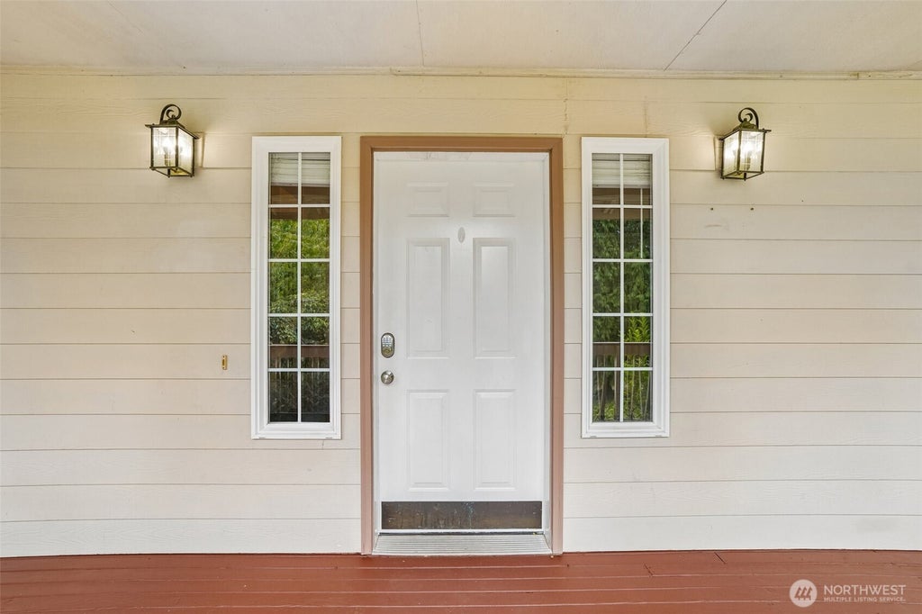 Photo of 15619 85th Avenue NW, Stanwood, WA 98292 (MLS # 2547951)