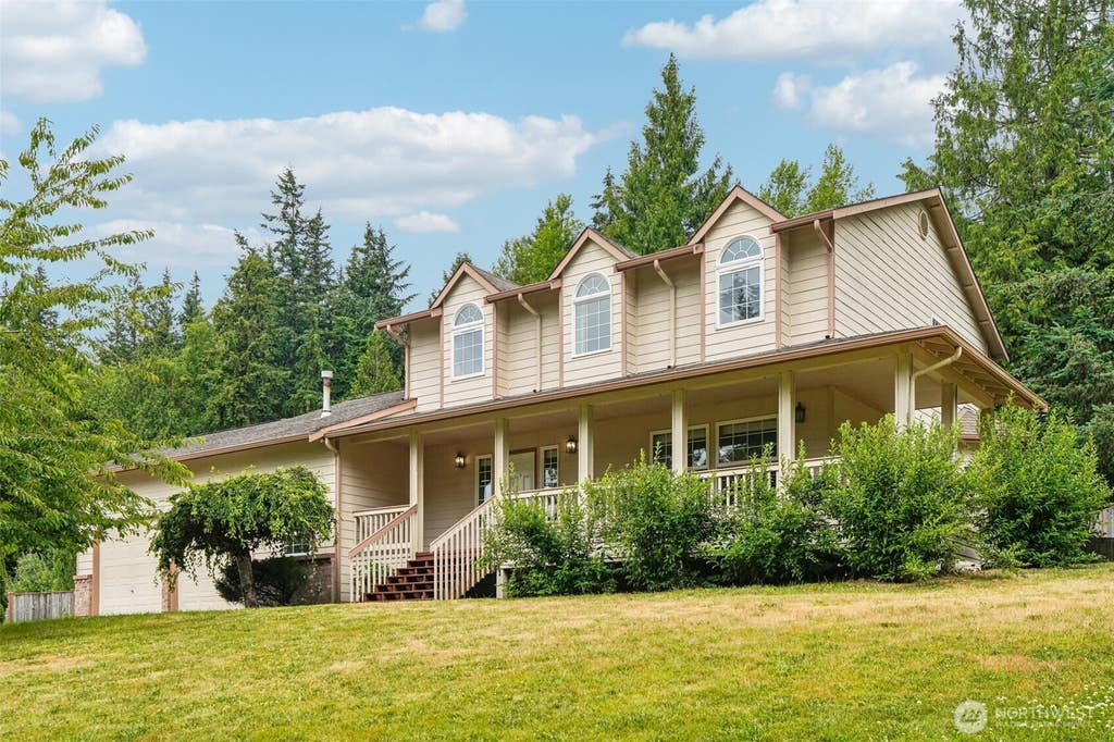 Photo of 15619 85th Avenue NW, Stanwood, WA 98292 (MLS # 2547951)